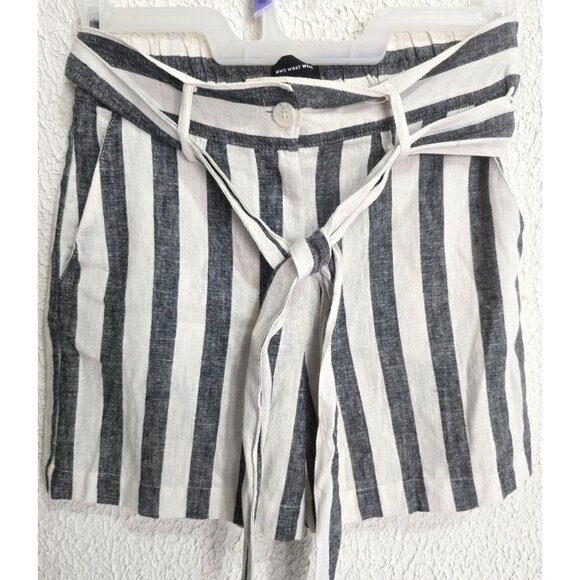 Linen Rayon Blend Striped Shorts With Belt Who What Wear Size 4  Black & W - Picture 1 of 6